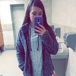 Meet your Posher, Jasmine